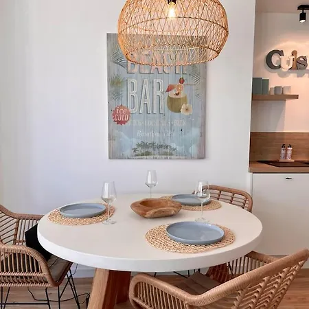 Apartment Pierside B, Cosy En Zeezicht Dichtbij Brugge Blankenberge